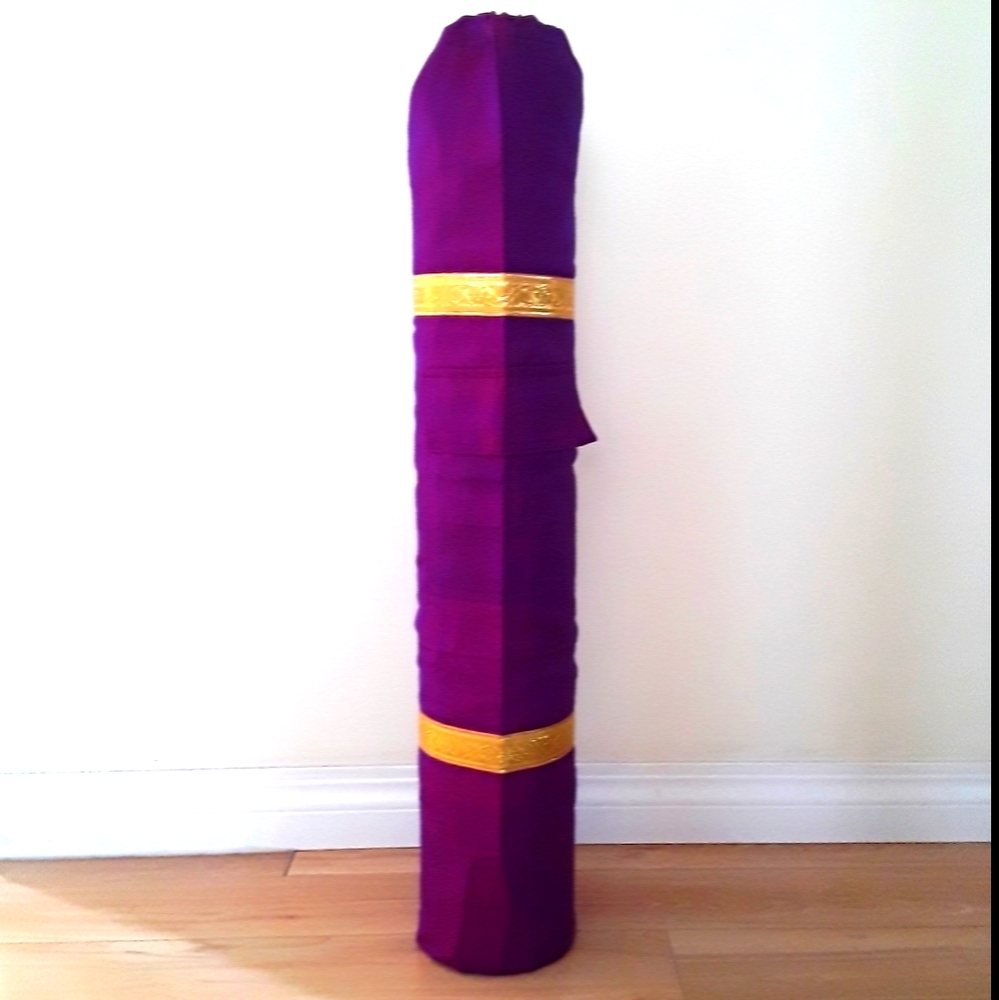MAGENTA SILK YOGA MAT BAG WITH POCKET